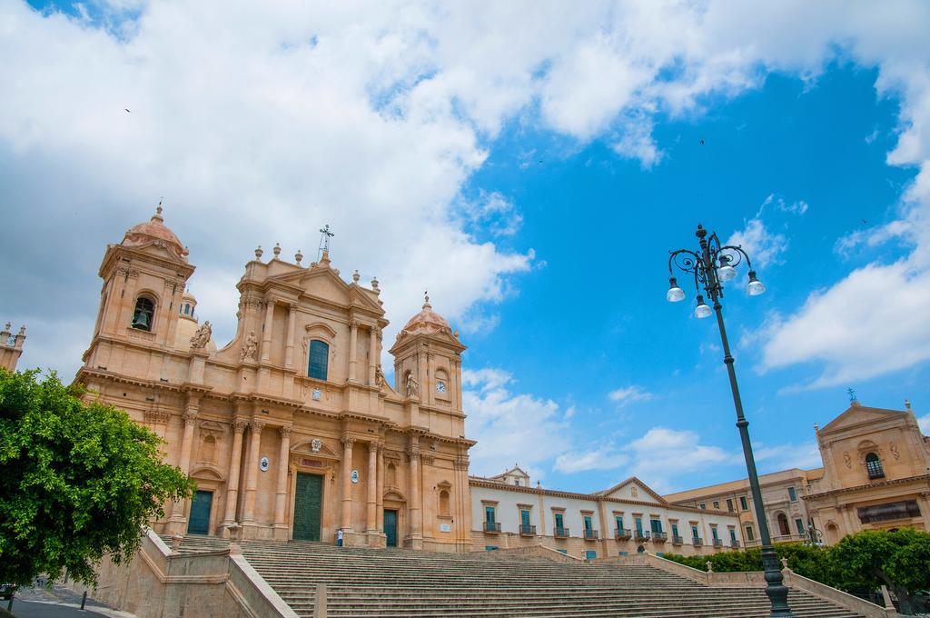 La Nicchia Apartment Noto Exterior photo